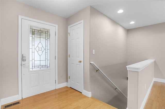 443 Mark Twain Loop, Union, MO 63084 - entryway featuring wood finished floors, baseboards, and recessed lighting