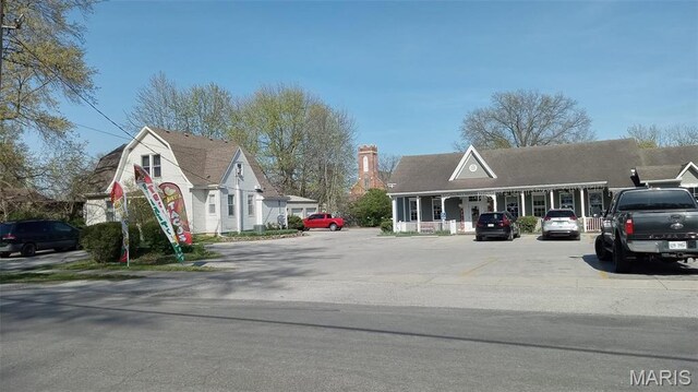 531 S W St, Carlinville, IL 62626 - photo 70