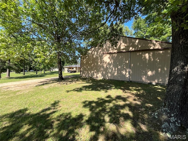 932 State Highway Hh, Isabella, MO 65676 - view of grassy yard featuring an outbuilding and an outdoor structure