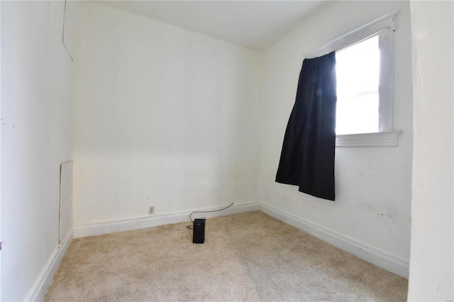 1103 S Madison St, Gillespie, IL 62033 - unfurnished room featuring carpet and baseboards