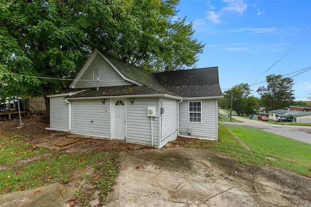 700 4th St E, Scott City, MO 63780 - view of property exterior with roof with shingles