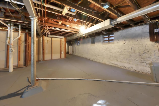 3834 De Tonty St, Saint Louis, MO 63110 - view of below grade area