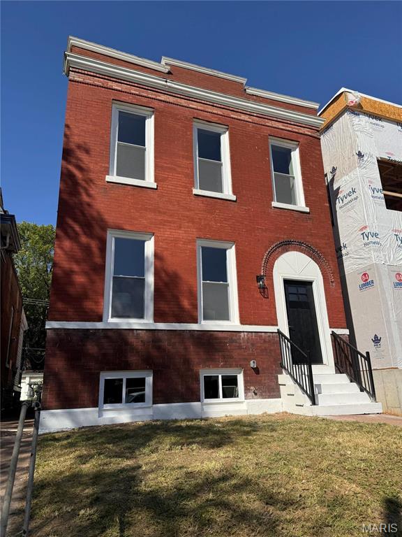 4211 Norfolk Ave, Saint Louis, MO 63110 - photo 2