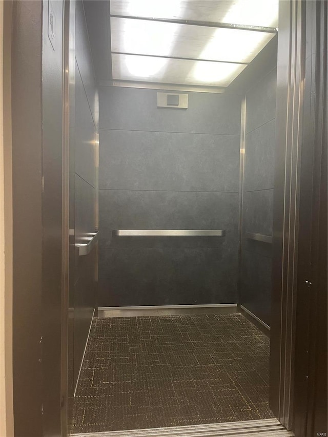 detailed view of elevator