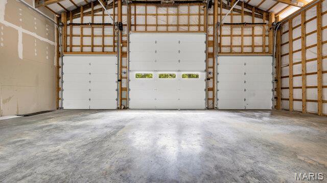 18305 Joerling Ln, Marthasville, MO 63357 - view of garage