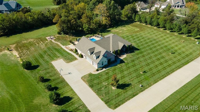 aerial view of property and surrounding area
