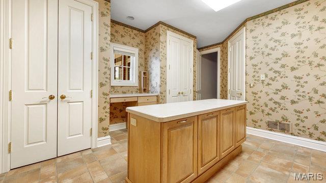 962 Hwy W, Foristell, MO 63348 - full bath with wallpapered walls and vanity