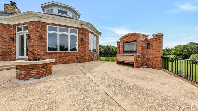 962 Hwy W, Foristell, MO 63348 - view of patio / terrace