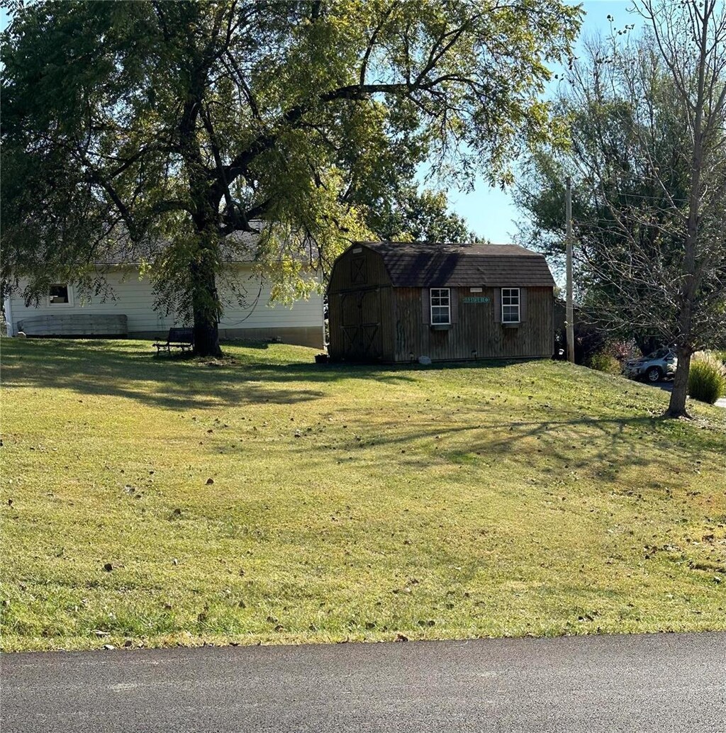 804 State St, Hannibal, MO 63401