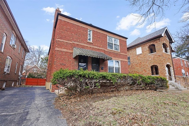 7273 Dartmouth Ave, Saint Louis, MO 63130 - traditional home featuring brick siding