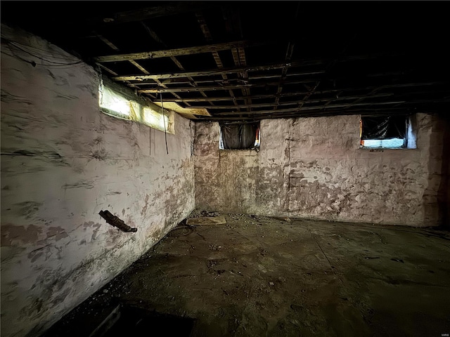 5174 Cabanne Ave, Saint Louis, MO 63113 - view of unfinished basement