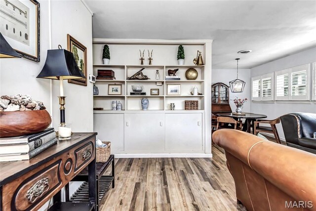 11409 Manchester Rd, Saint Louis, MO 63122 - office area with wood finished floors