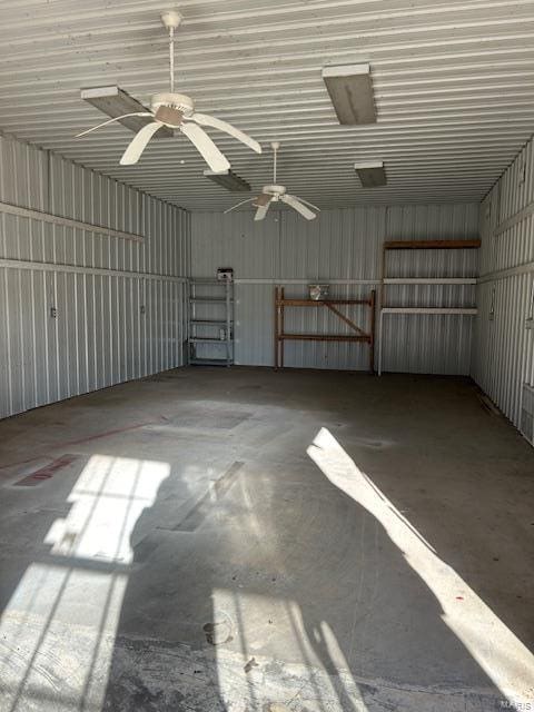 13825 Old Wire Outer Rd, Rolla, MO 65401 - garage featuring metal wall