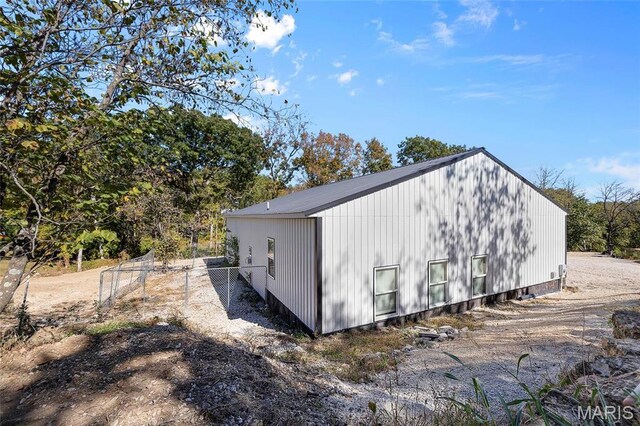 10410 Business 21, Hillsboro, MO 63050 - view of outbuilding with fence
