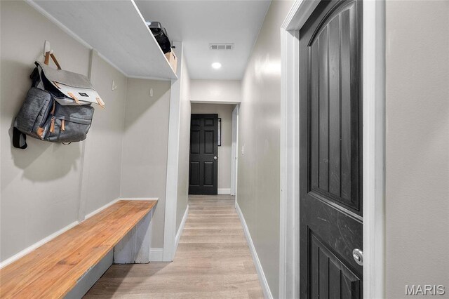 10410 Business 21, Hillsboro, MO 63050 - mudroom featuring light wood-type flooring, baseboards, and recessed lighting