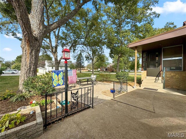 13 N Jackson St, Millstadt, IL 62260 - photo 37