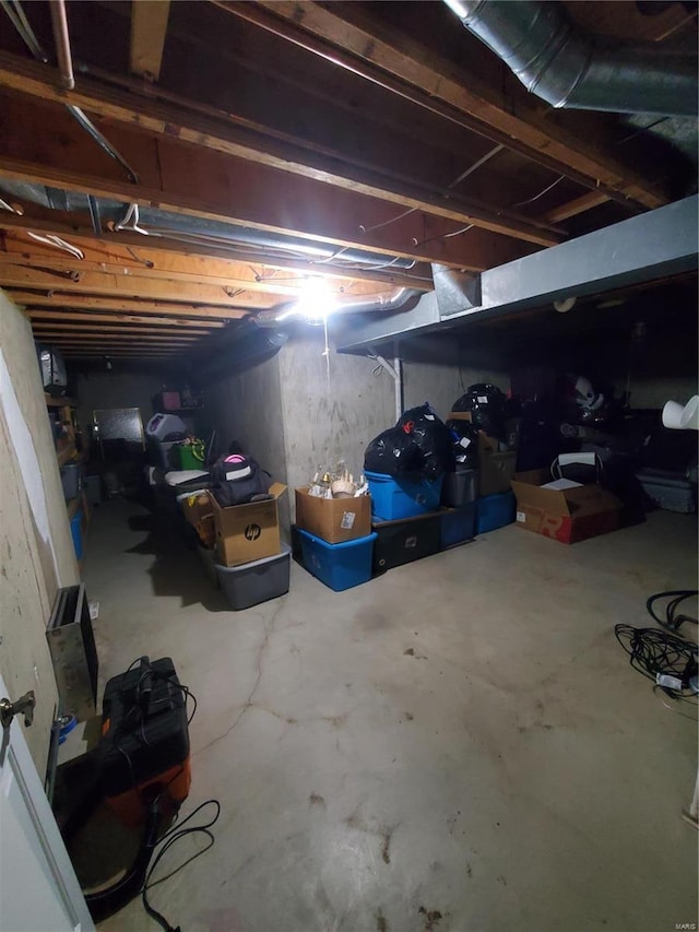 660 W 3rd, Trenton, IL 62293 - view of unfinished below grade area