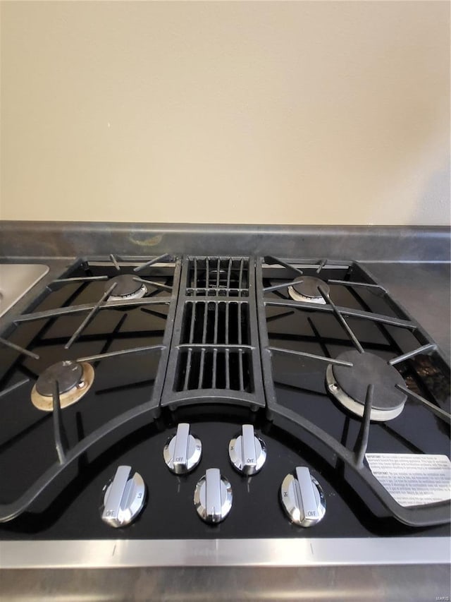 2724 Wayne Rte # Oo, Greenville, MO 63944 - kitchen view of black gas cooktop