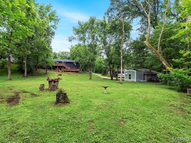 575 E Villa Ridge Rd, Villa Ridge, MO 63089 - view of grassy yard with an outdoor structure
