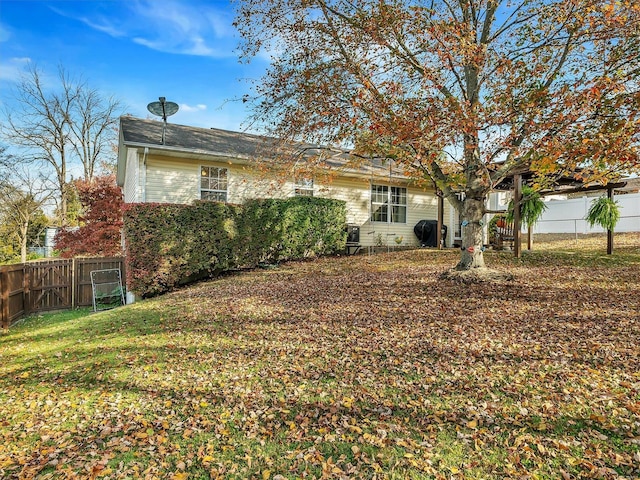 2352 Brookview Dr, Washington, MO 63090 - view of front of home