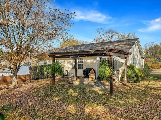 2352 Brookview Dr, Washington, MO 63090 - rear view of property with a patio area, fence, and a pergola
