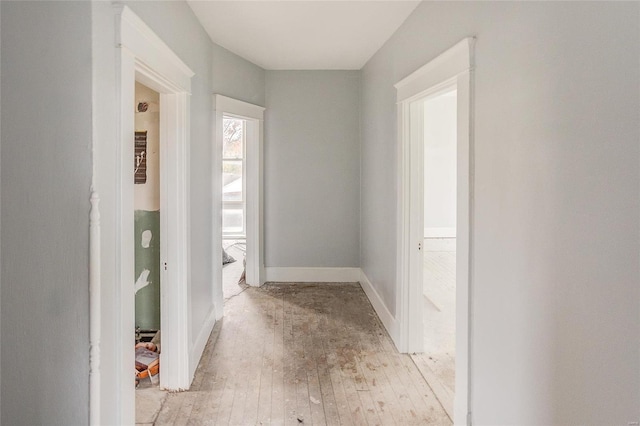 124 Carlyle Ave, Belleville, IL 62220 - corridor featuring light wood-style floors and baseboards