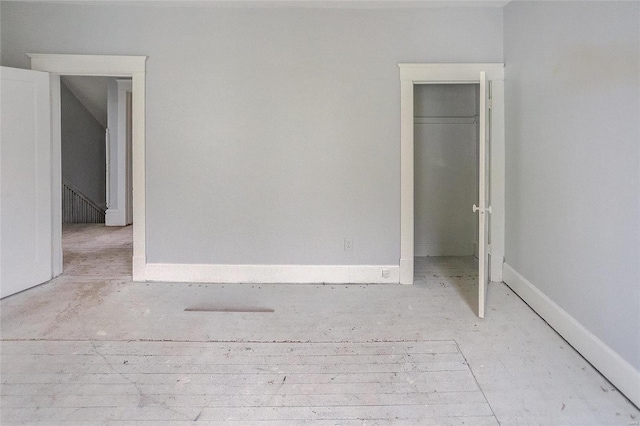 124 Carlyle Ave, Belleville, IL 62220 - empty room with baseboards