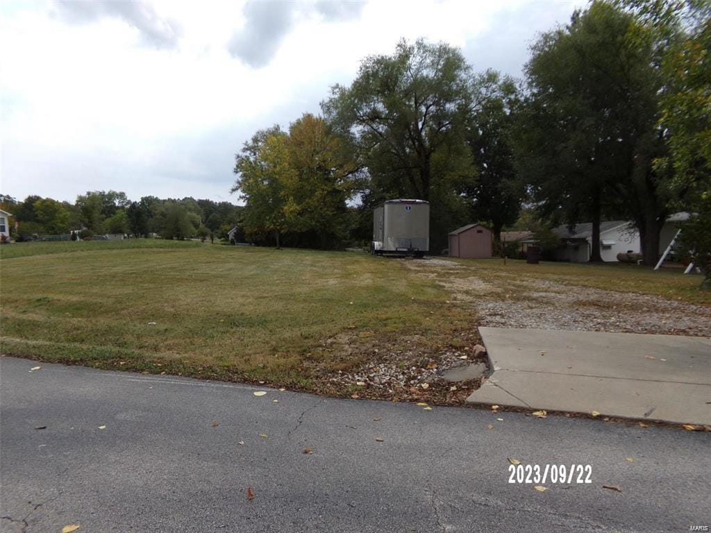 4150 S Shore Dr, Catawissa, MO 63015