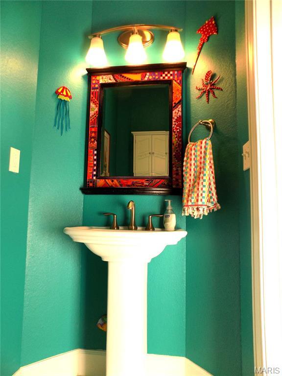 13185 Jenna Ln, Rolla, MO 65401 - view of bathroom