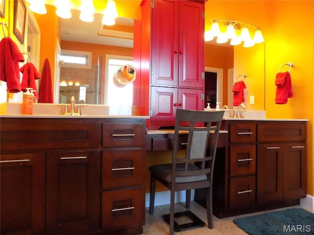 13185 Jenna Ln, Rolla, MO 65401 - full bath with vanity