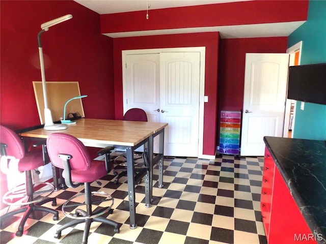 13185 Jenna Ln, Rolla, MO 65401 - dining space with dark flooring