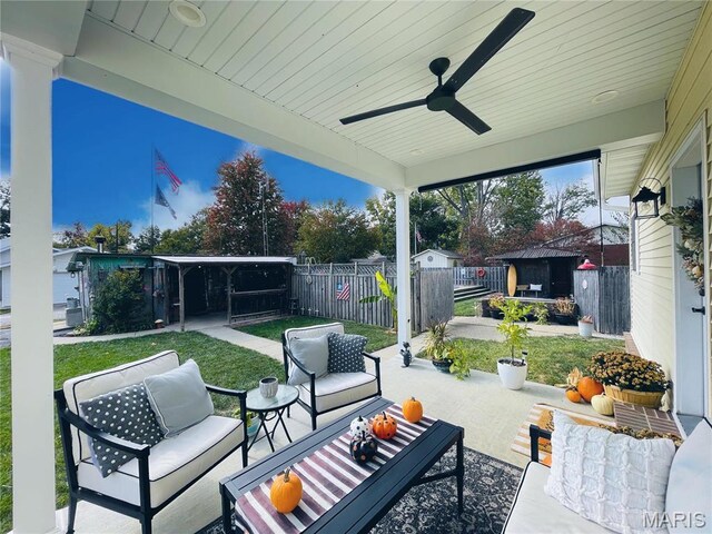 118 W Belleville St, Nashville, IL 62263 - photo 38
