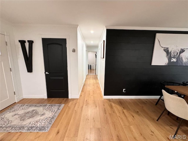 62812 Brown Ests, Hannibal, MO 63401 - entryway featuring light wood finished floors, crown molding, and baseboards