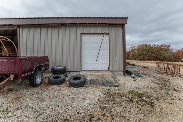 view of outbuilding featuring an outbuilding