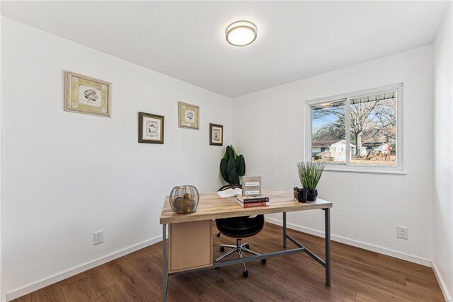 10753 Landseer Dr, Saint Louis, MO 63136 - office space with dark wood finished floors and baseboards