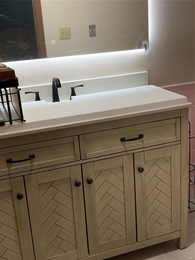 6550 E Dolphin Cir E, Florissant, MO 63033 - view of bathroom