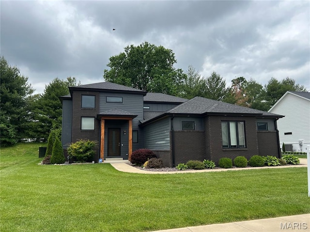 3723 Cabernet Ln, Edwardsville, IL 62025 - view of front of property featuring a front yard and brick siding