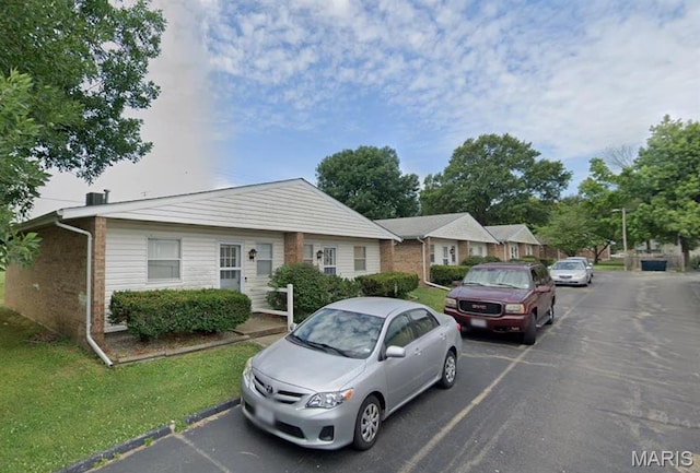 753 Rozier St, Saint Genevieve, MO 63670 - view of front of home featuring brick siding