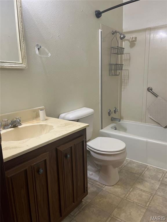 753 Rozier St, Saint Genevieve, MO 63670 - bathroom featuring vanity, toilet, and bathtub / shower combination