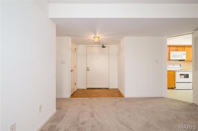 526 Sarah Ln Unit 35, Saint Louis, MO 63141 - unfurnished room with light carpet and baseboards
