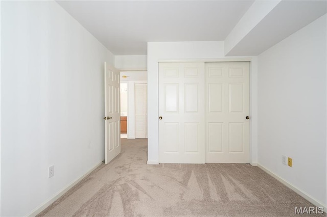 526 Sarah Ln Unit 35, Saint Louis, MO 63141 - unfurnished bedroom with carpet and a closet