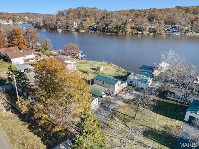 9136 Beach Dr, French Village, MO 63036 - bird's eye view of a large body of water and a forest