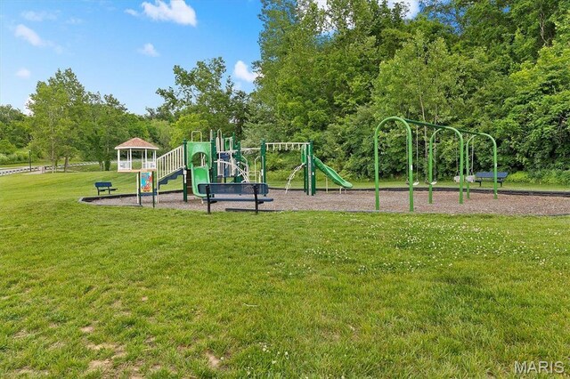 7990 Matterhorn Canyon Rd, Caseyville, IL 62232 - photo 14