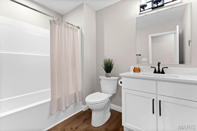 955 Half Moon Ln, Caseyville, IL 62232 - full bath featuring vanity, wood finished floors, and shower / bath combo