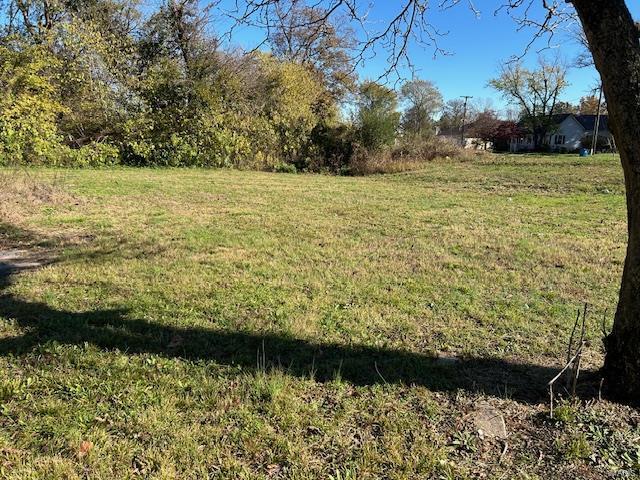 103 N Elm St, Charleston, MO 63834