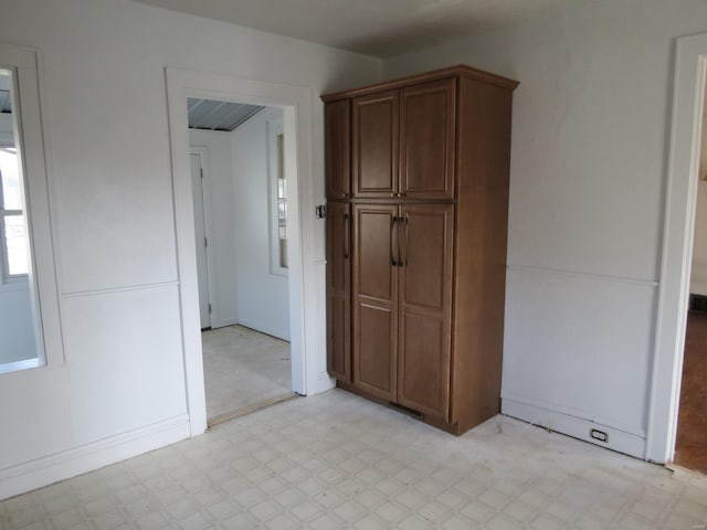 204 E Wayne St, Ironton, MO 63650 - empty room with light flooring