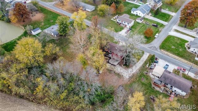 23388 Glenda Ave, Jerseyville, IL 62052 - aerial overview of property's location featuring nearby suburban area