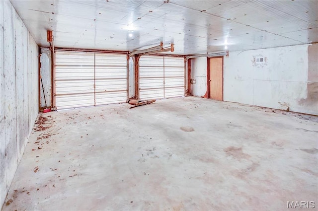 23388 Glenda Ave, Jerseyville, IL 62052 - view of garage