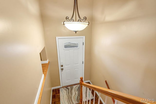 803 Fairview Dr, Washington, MO 63090 - entrance foyer with baseboards
