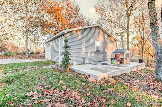 121 Douglas Dr, Pleasant Hill, IL 62366 - view of outdoor structure with an outdoor structure